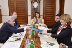 Фарид Мухаметшин встретился с Генеральным секретарем ОГМВ Эмилией Сайз