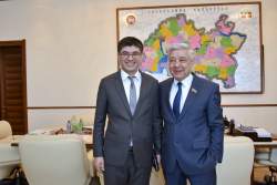 Фарид Мухаметшин встретился с Генеральным консулом Республики Узбекистан в Казани Фариддином Насриевым