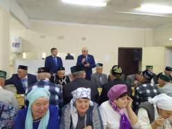 Камиль Нугаев встретился с ветеранами своего округа 